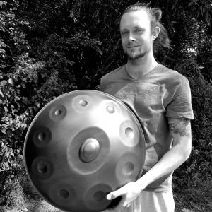 Fabian-Küpper-Handpan-Mystic-Flow-Magic-Handpan-Workshop.jpg