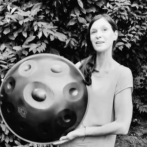 Nina Blatz Handpan